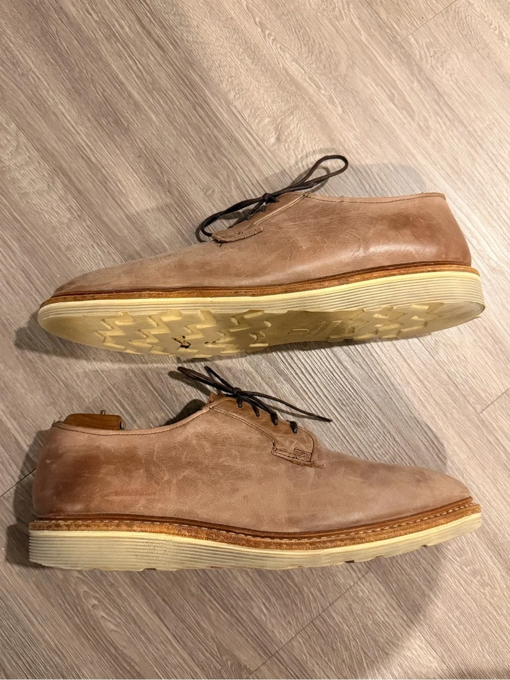 Allen Edmonds Men’s  Cove Drive Tan Lace Up Derby Size 11E Slip Resistant